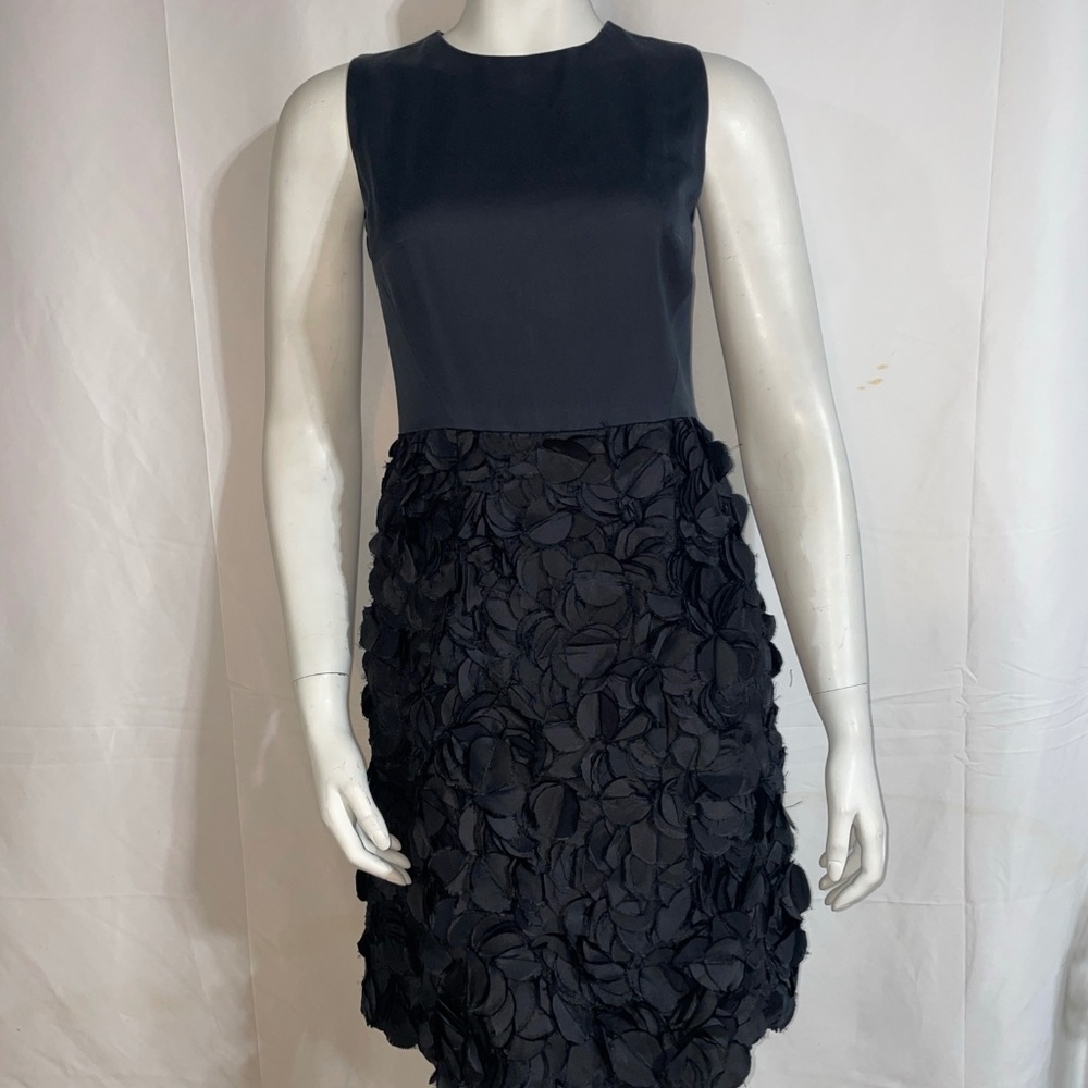 Lyn Devon Black Sleeveless Floral Dress Knee Length Crew Neck Size 4